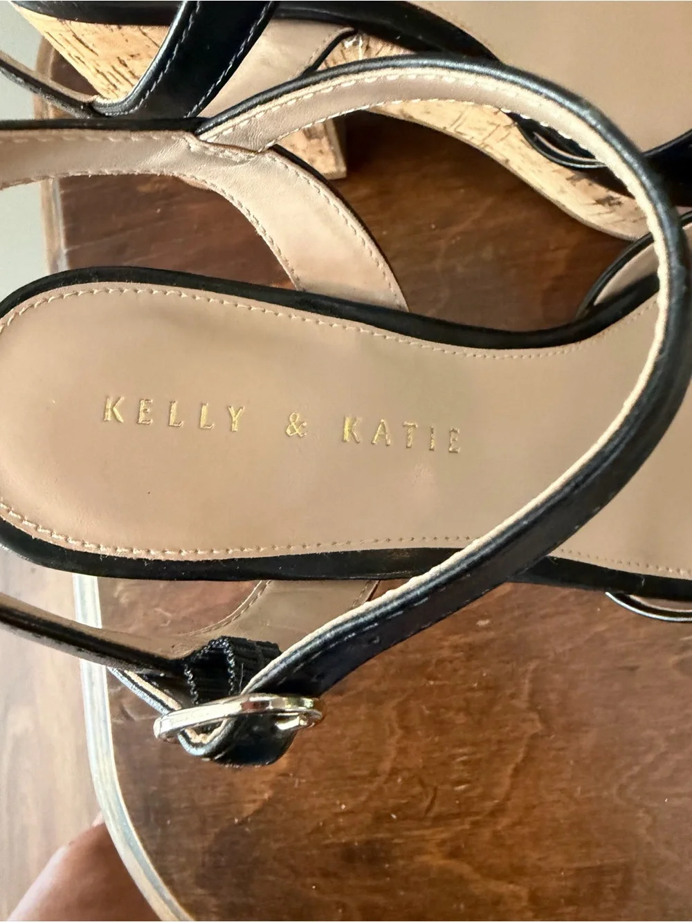 Kelly & Katie Black Leather Platform Sandals. Size 7